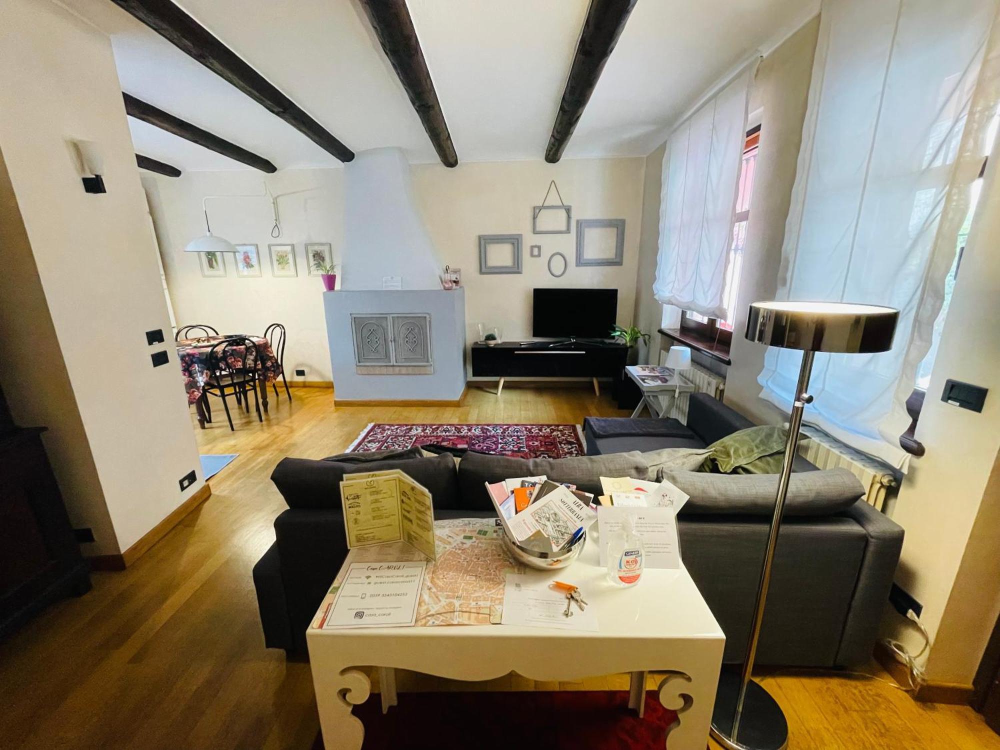Casa Caroli, Charme E Comfort Nel Cuore Di Alba Buitenkant foto