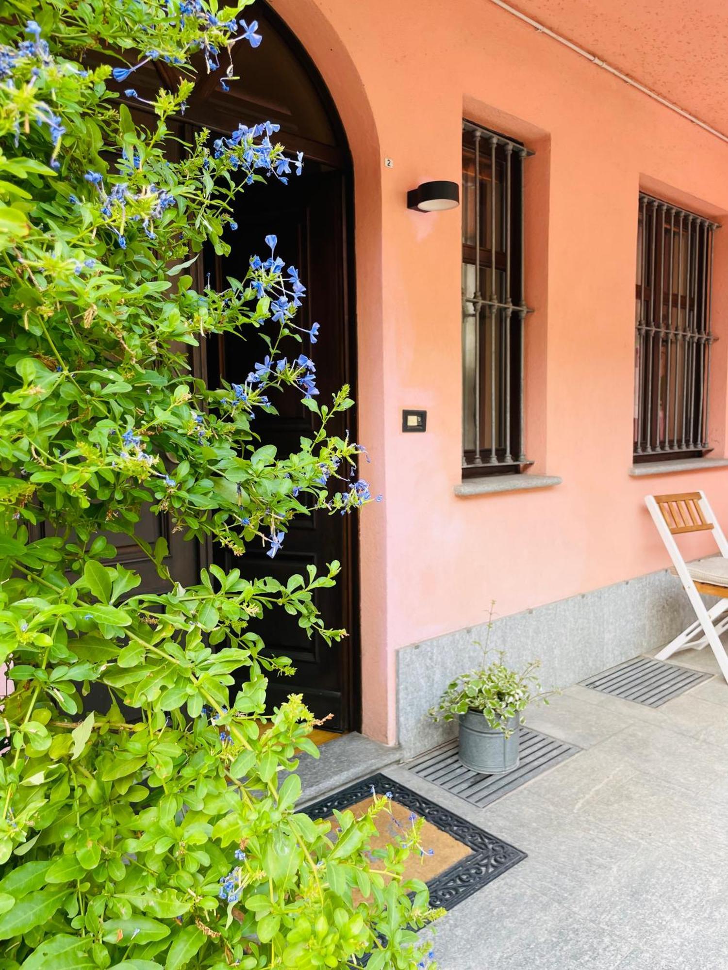 Casa Caroli, Charme E Comfort Nel Cuore Di Alba Buitenkant foto